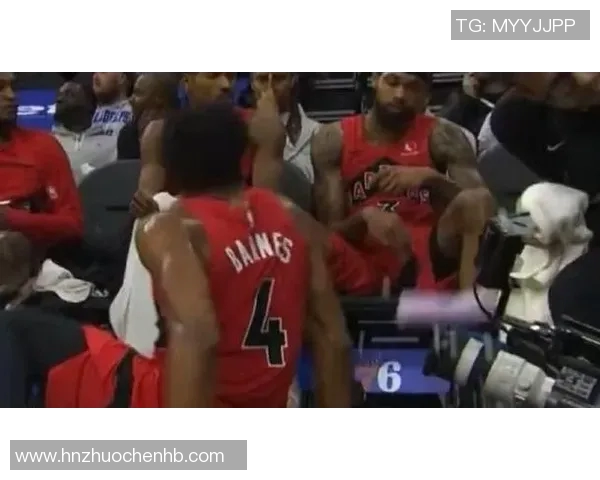 NBA官方：英格拉姆怒砸水瓶导致比赛延误，罚款2.5万美元